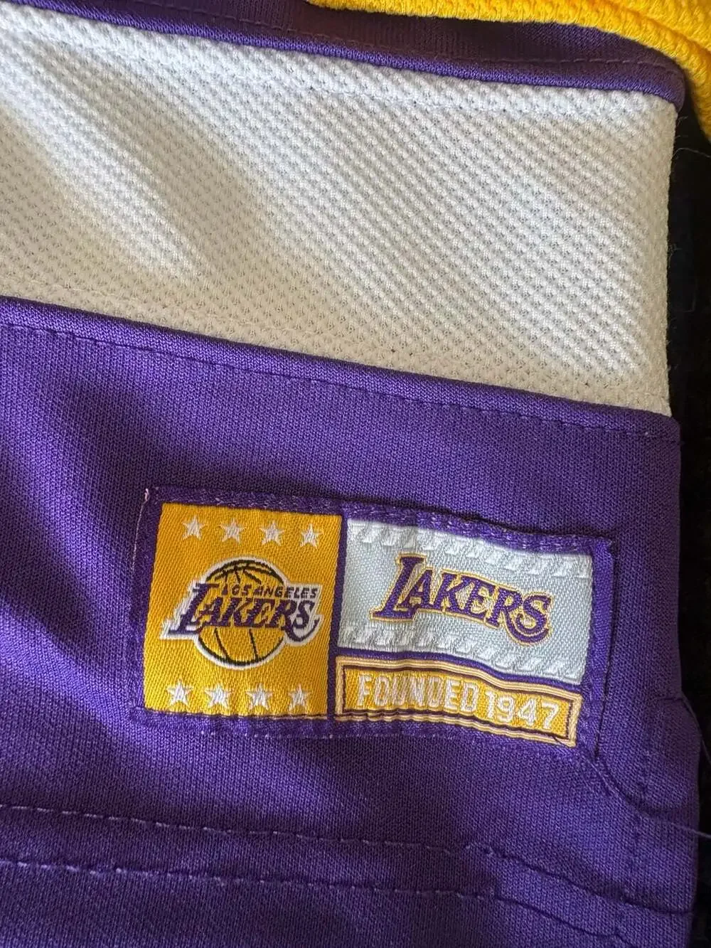 Los Angeles Lakers Hockey Jersey kids Size 8